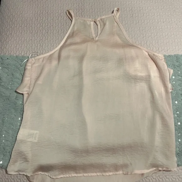 blouse - Picture 2 of 2